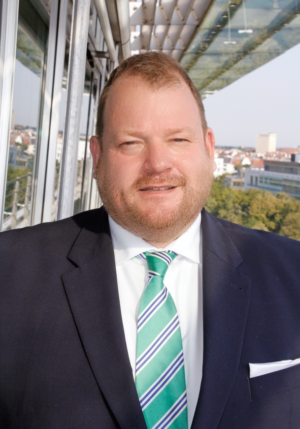 Porträtbild von Stefan Bauer, Vorstand der WWK Investment S.A.